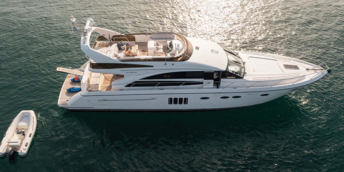 Аренда яхты Princess 62 DIAL в Миконосе